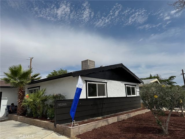 45208 17th W, Lancaster, CA 93534