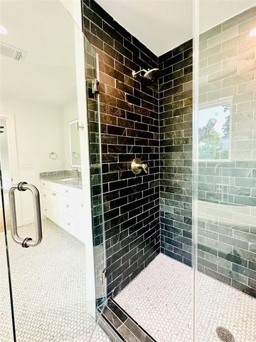 4808 Avenue S A, Galveston, TX 77551