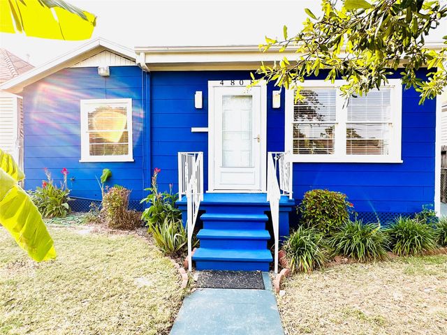 4808 Avenue S A, Galveston, TX 77551