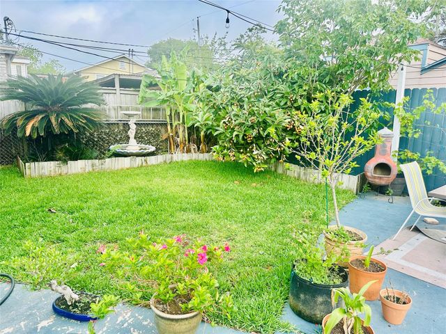 4808 Avenue S A, Galveston, TX 77551