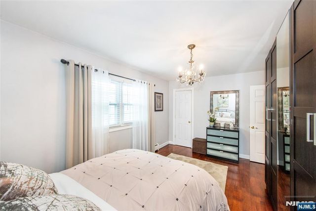 230 Avenue A, Bayonne, NJ 07002