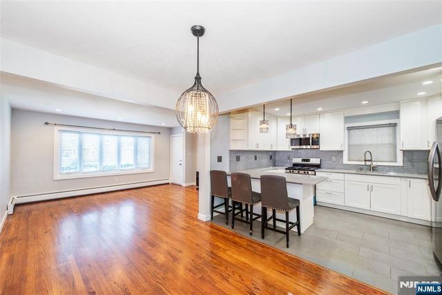 230 Avenue A, Bayonne, NJ 07002