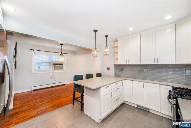 230 Avenue A, Bayonne, NJ 07002