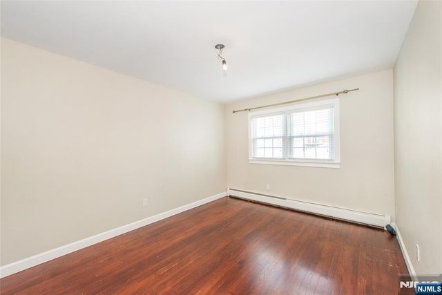 230 Avenue A, Bayonne, NJ 07002