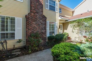 8 Birdseye Circle, Wayne, NJ 07470
