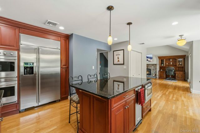 3160 Arbour Lane, Yorktown Heights, NY 10598