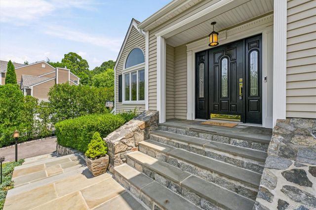 3160 Arbour Lane, Yorktown Heights, NY 10598