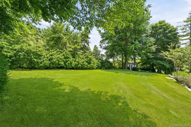 3160 Arbour Lane, Yorktown Heights, NY 10598