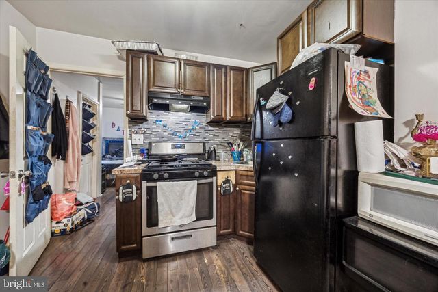 546 S SALFORD ST, Philadelphia, PA 19143