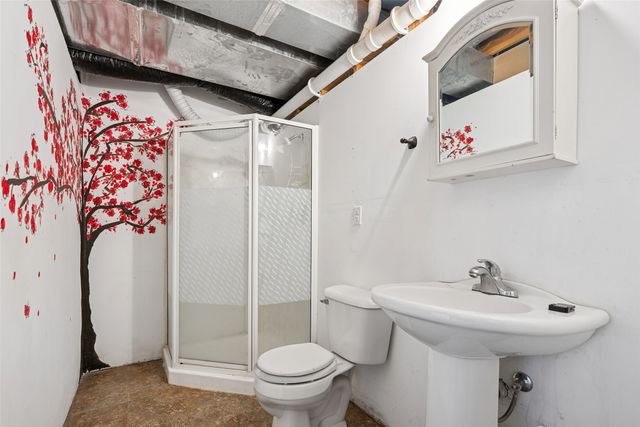 112 NE Allison Avenue, Elkhart, IA 50073