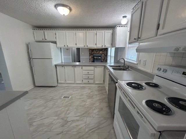 208 Greenbranch Ct, Nashville, TN 37207