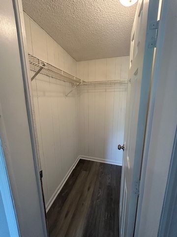 208 Greenbranch Ct, Nashville, TN 37207