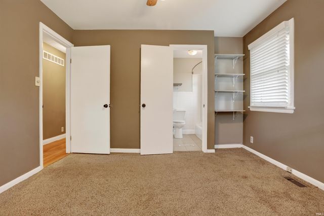 6210 Roger Park Court, Evansville, IN 47715