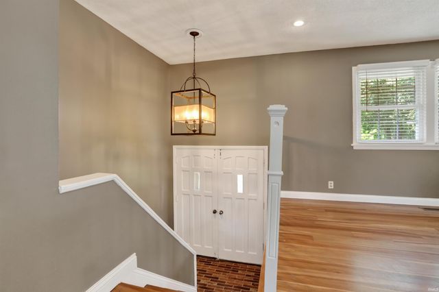 6210 Roger Park Court, Evansville, IN 47715