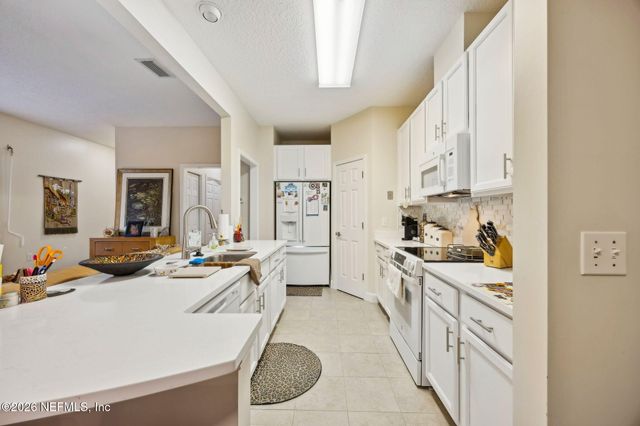 13663 WM DAVIS Parkway, Jacksonville, FL 32224