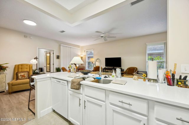 13663 WM DAVIS Parkway, Jacksonville, FL 32224