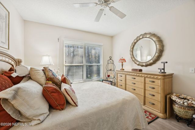 13663 WM DAVIS Parkway, Jacksonville, FL 32224