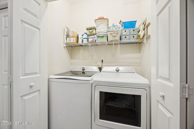 13663 WM DAVIS Parkway, Jacksonville, FL 32224