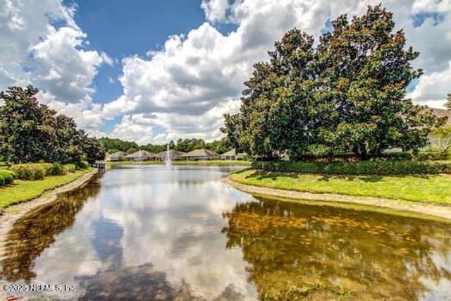 13663 WM DAVIS Parkway, Jacksonville, FL 32224