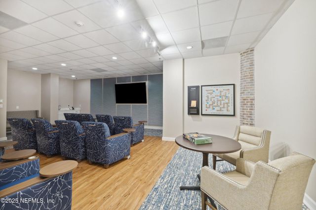 13663 WM DAVIS Parkway, Jacksonville, FL 32224