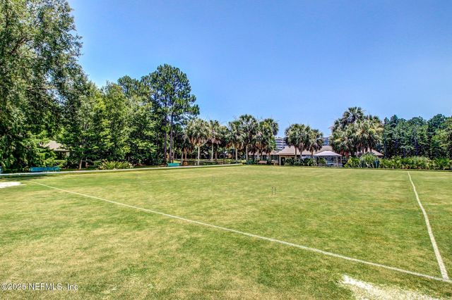 13663 WM DAVIS Parkway, Jacksonville, FL 32224