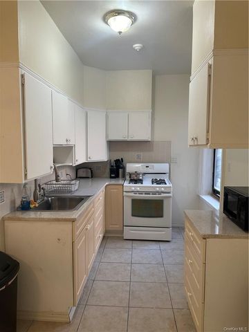 2922 Barnes Avenue 6E, Bronx, NY 10467