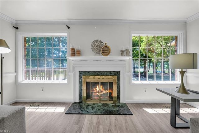 117 Wind Forest LN, Yorktown, VA 23692