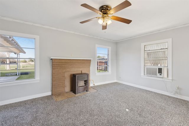 10609 Seagoville Road, Dallas, TX 75217