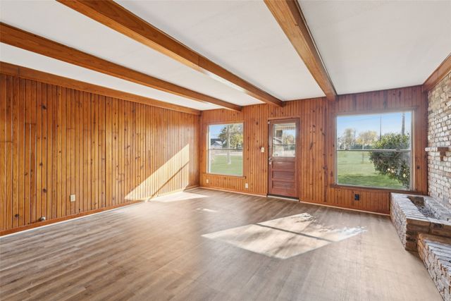 10609 Seagoville Road, Dallas, TX 75217