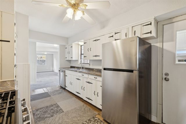 10609 Seagoville Road, Dallas, TX 75217