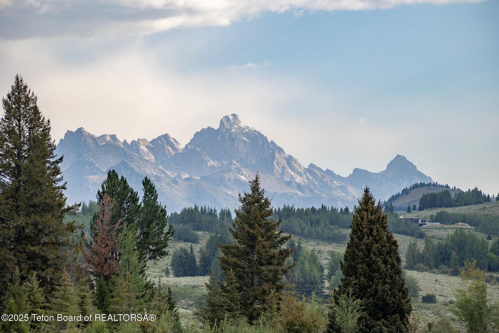 400 RED TAIL BUTTE Road, Jackson, WY 83001 photo 6