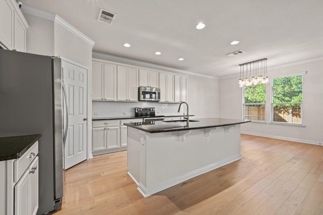 10108 Aly May DR, Austin, TX 78748