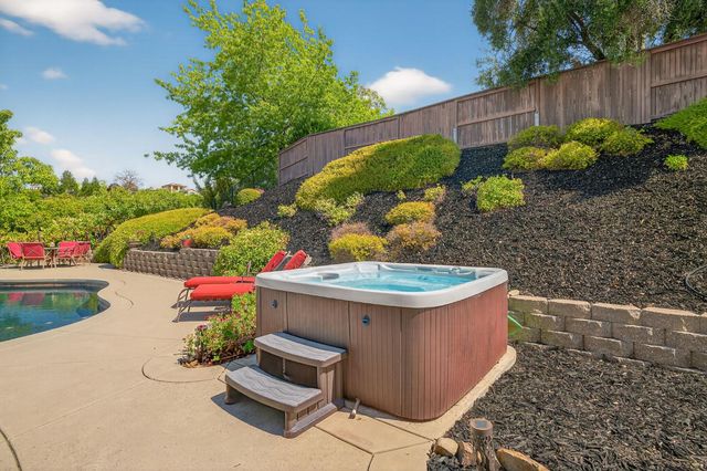 5132 Thalia Dr, El Dorado Hills, CA 95762