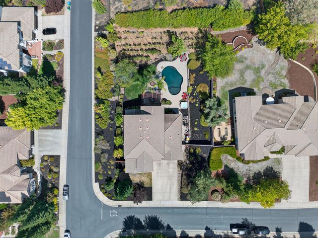 5132 Thalia Dr, El Dorado Hills, CA 95762