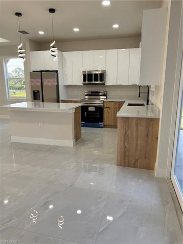 2804 Anita AVE N, Lehigh Acres, FL 33971