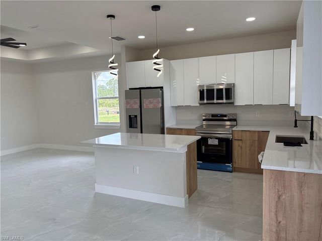 2804 Anita AVE N, Lehigh Acres, FL 33971