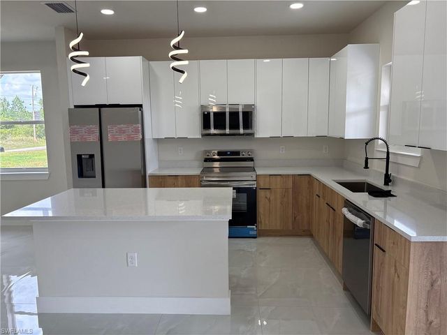 2804 Anita AVE N, Lehigh Acres, FL 33971