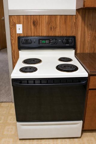 1605 W HASKEL STREET, Appleton, WI 54914