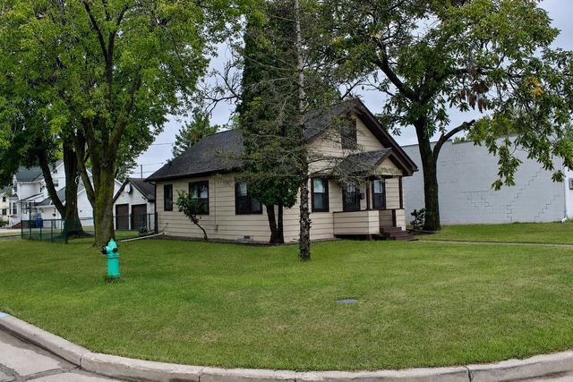 1605 W HASKEL STREET, Appleton, WI 54914