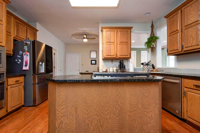 4429 E Valley Road, Springfield, MO 65809