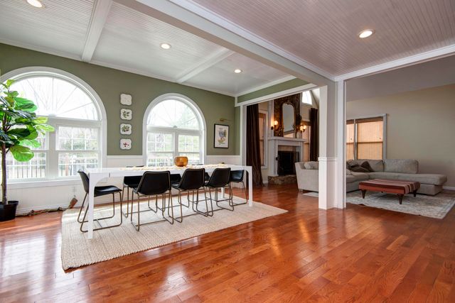 4429 E Valley Road, Springfield, MO 65809