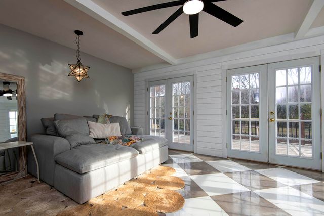 4429 E Valley Road, Springfield, MO 65809