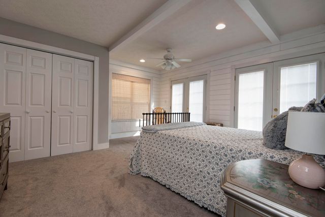 4429 E Valley Road, Springfield, MO 65809