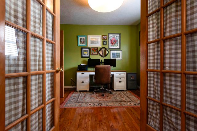 4429 E Valley Road, Springfield, MO 65809