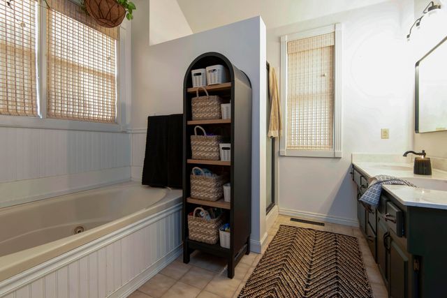 4429 E Valley Road, Springfield, MO 65809