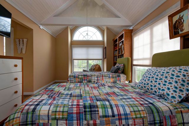 4429 E Valley Road, Springfield, MO 65809