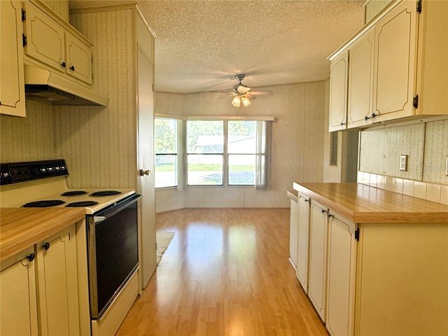 4550 CHARTER STREET, Zephyrhills, FL 33542