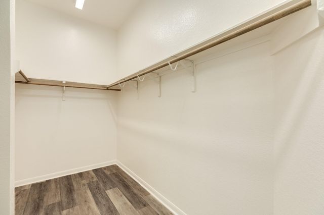 4946 Hitchings Court, Rosharon, TX 77583