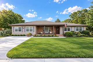 987 Bennetts Mills Road, Jackson, NJ 08527