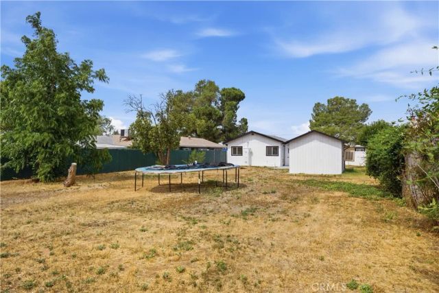 950 Michigan, Beaumont, CA 92223